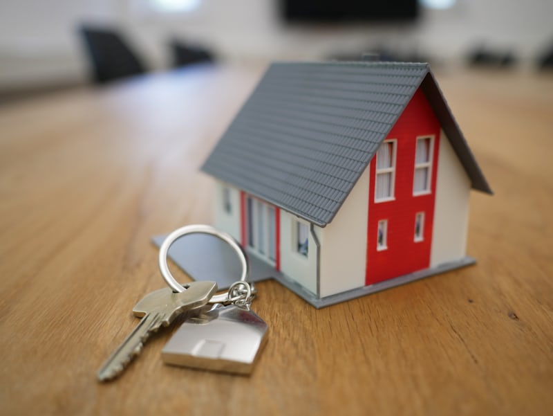 Real Estate vs. Equity: The Ultimate Long-term Wealth Battle